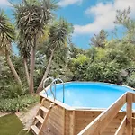 Alpesi faház Petite Maison De Bois *