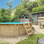 Petite Maison De Bois