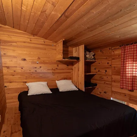 Petite Maison De Bois