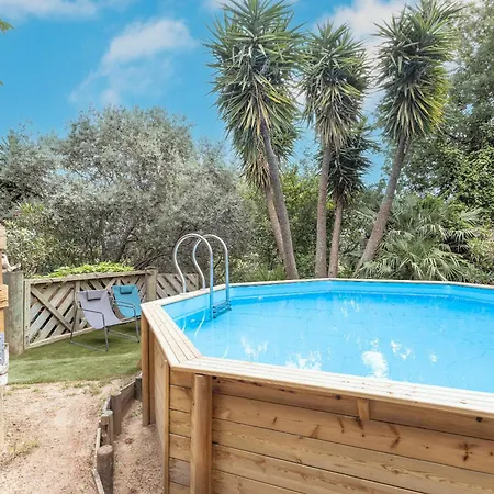 Petite Maison De Bois